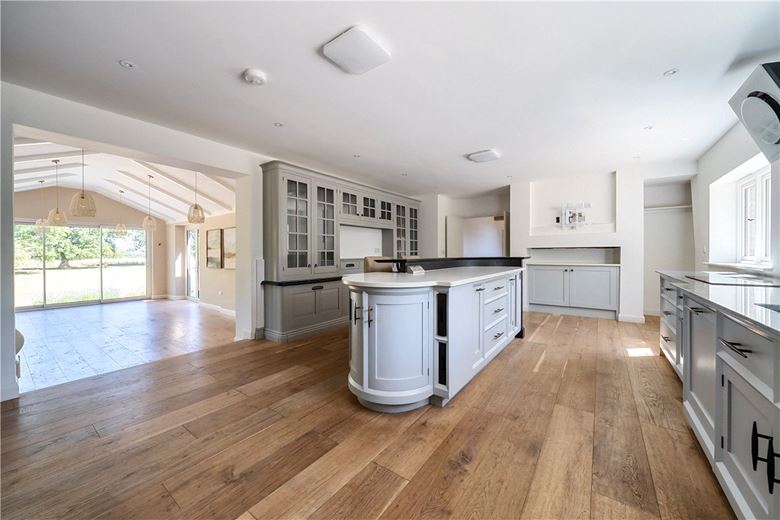 5 bedroom house, Manningford Abbots, Pewsey SN9 - Available