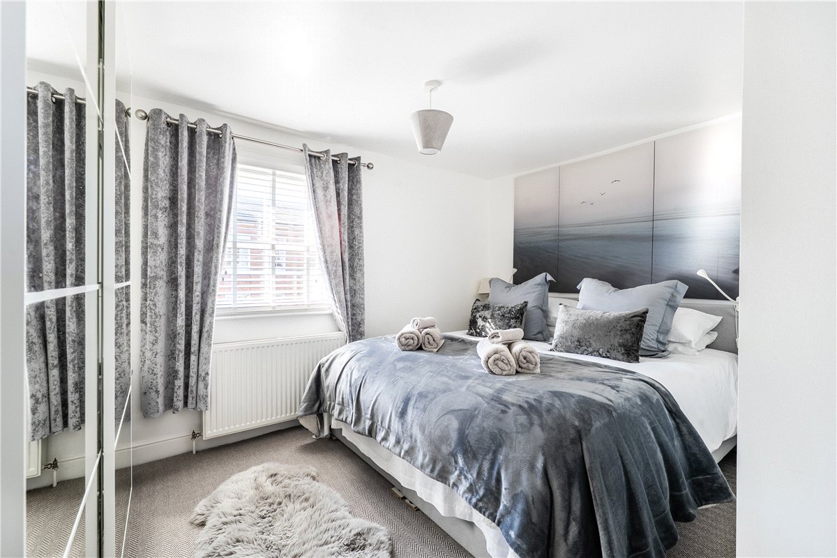 1 bedroom cottage, St. Martins, Marlborough SN8 - Available