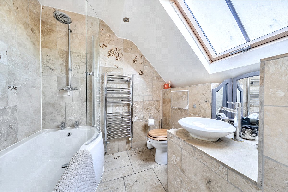 1 bedroom cottage, St. Martins, Marlborough SN8 - Available