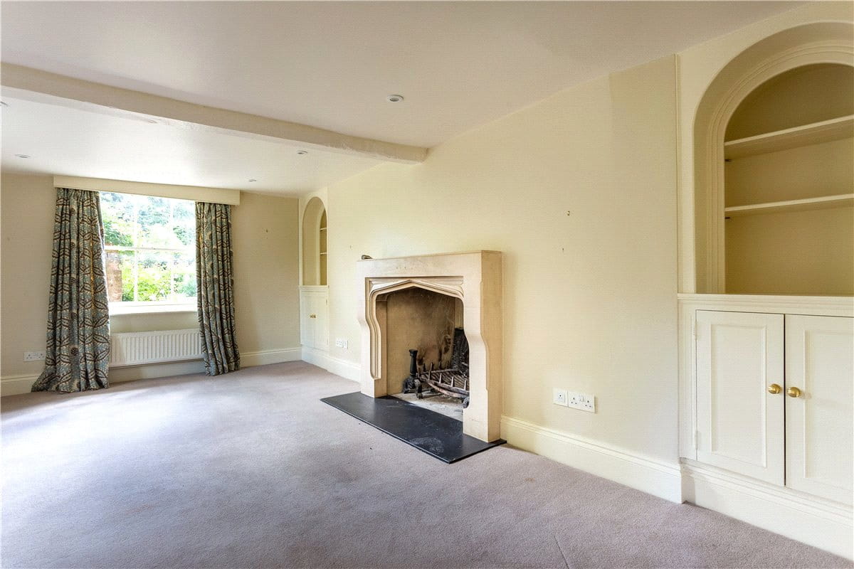 8 bedroom house, Oxenwood, Marlborough SN8 - Available