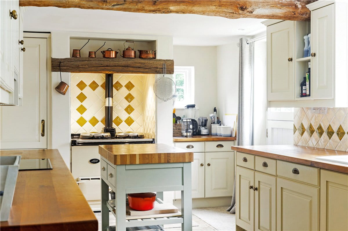 4 bedroom house, East Grafton, Marlborough SN8 - Sold