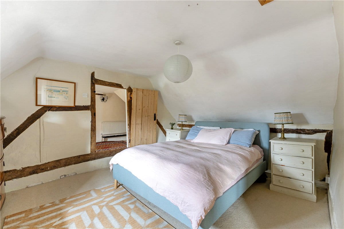 4 bedroom house, Easton Royal, Pewsey SN9 - Available