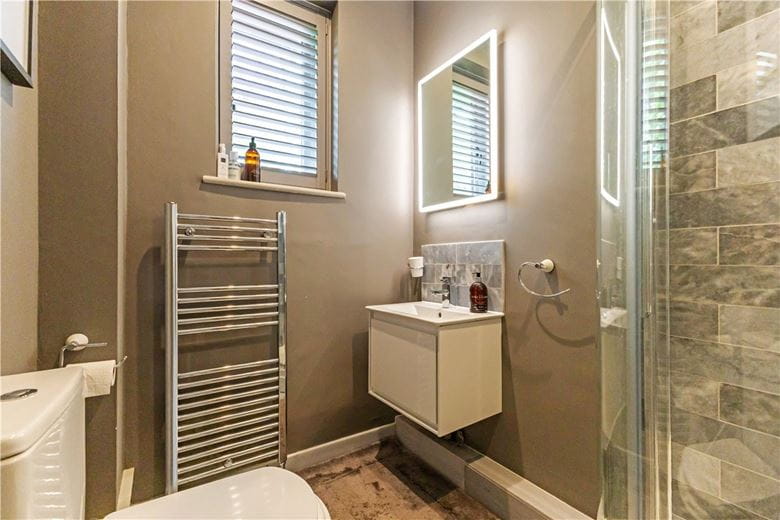 6 bedroom house, Hyde Lane, Marlborough SN8 - Available