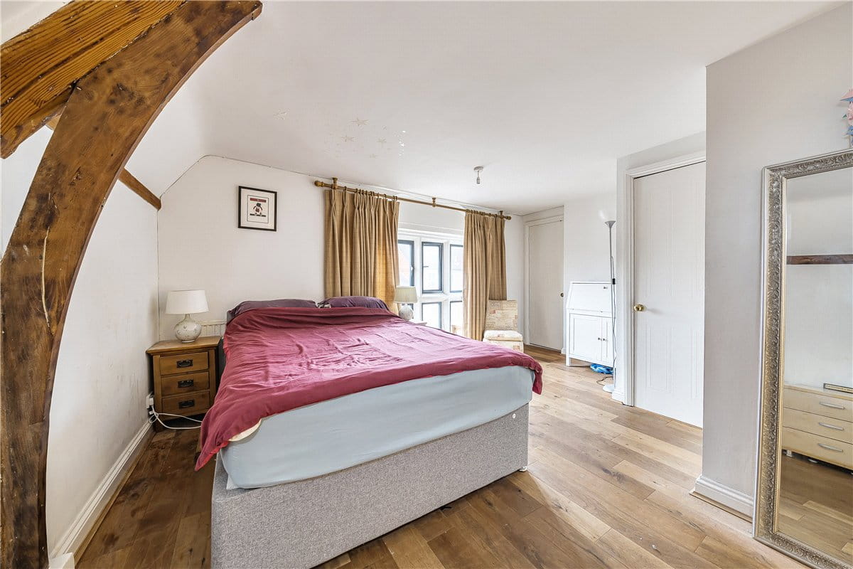 3 bedroom house, Herd Street, Marlborough SN8 - Available