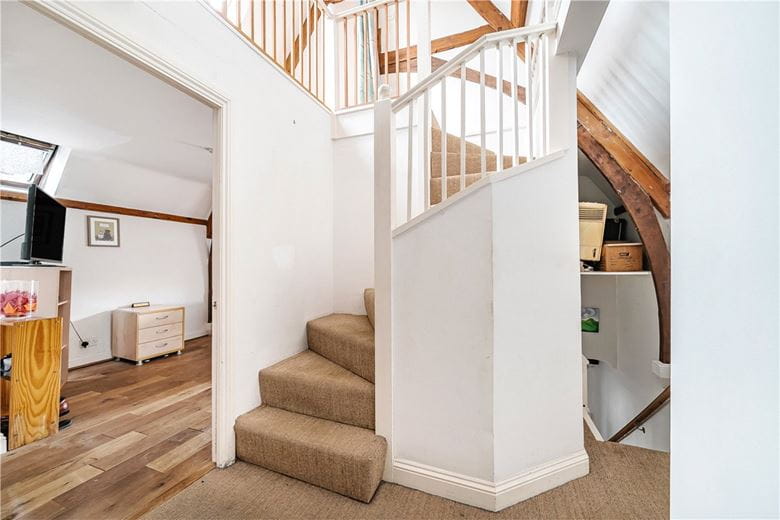 3 bedroom house, Herd Street, Marlborough SN8 - Available