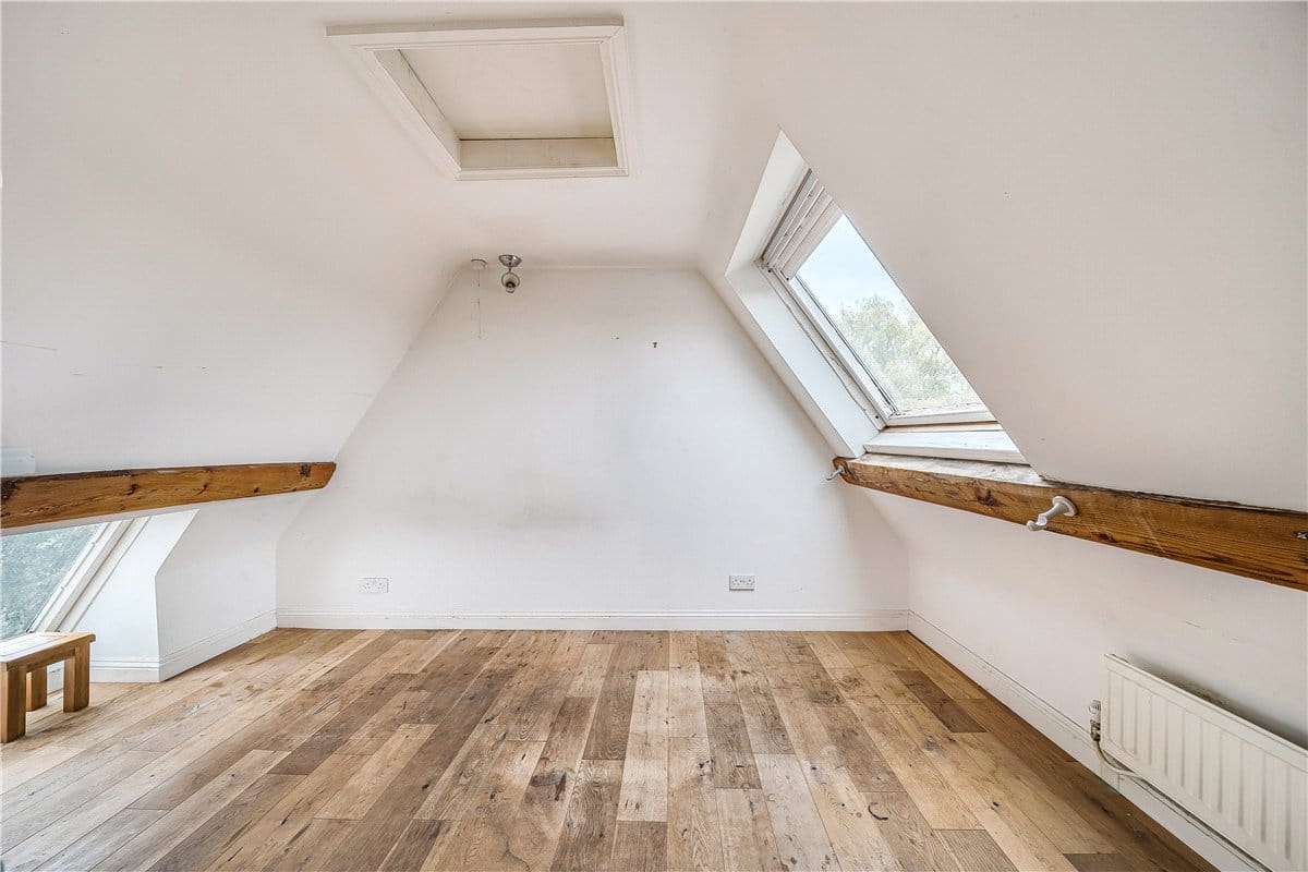 3 bedroom house, Herd Street, Marlborough SN8 - Available