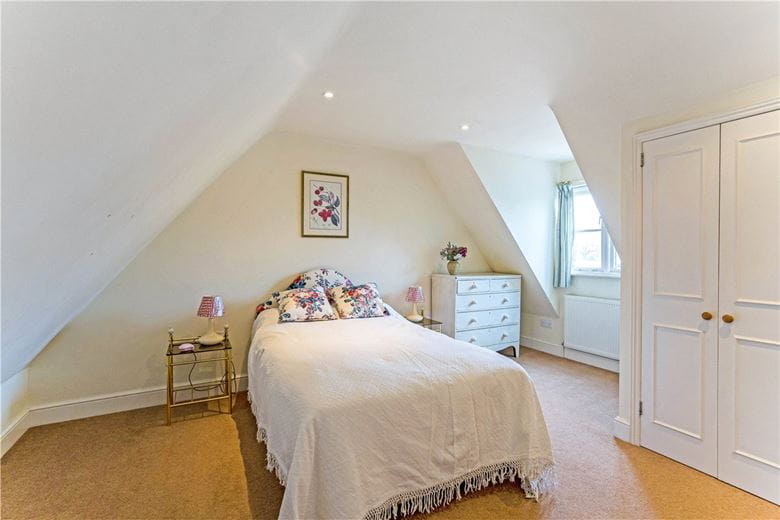 3 bedroom house, Pewsey Road, Upavon SN9 - Available