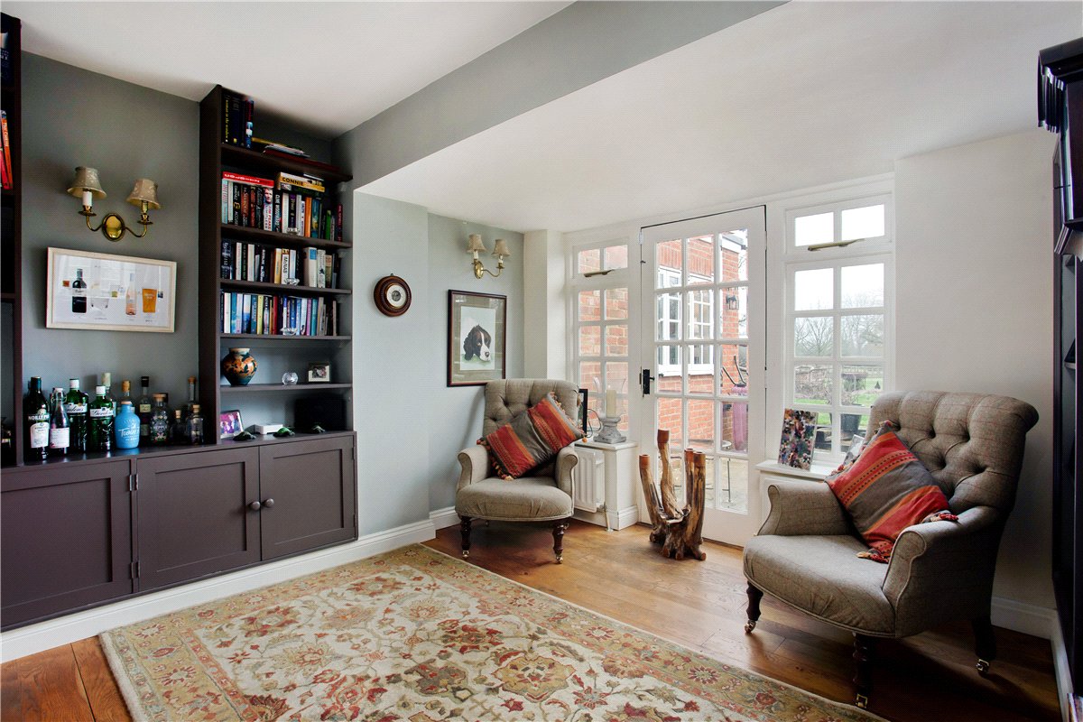 4 bedroom house, Lower Fyfield, Marlborough SN8 - Available