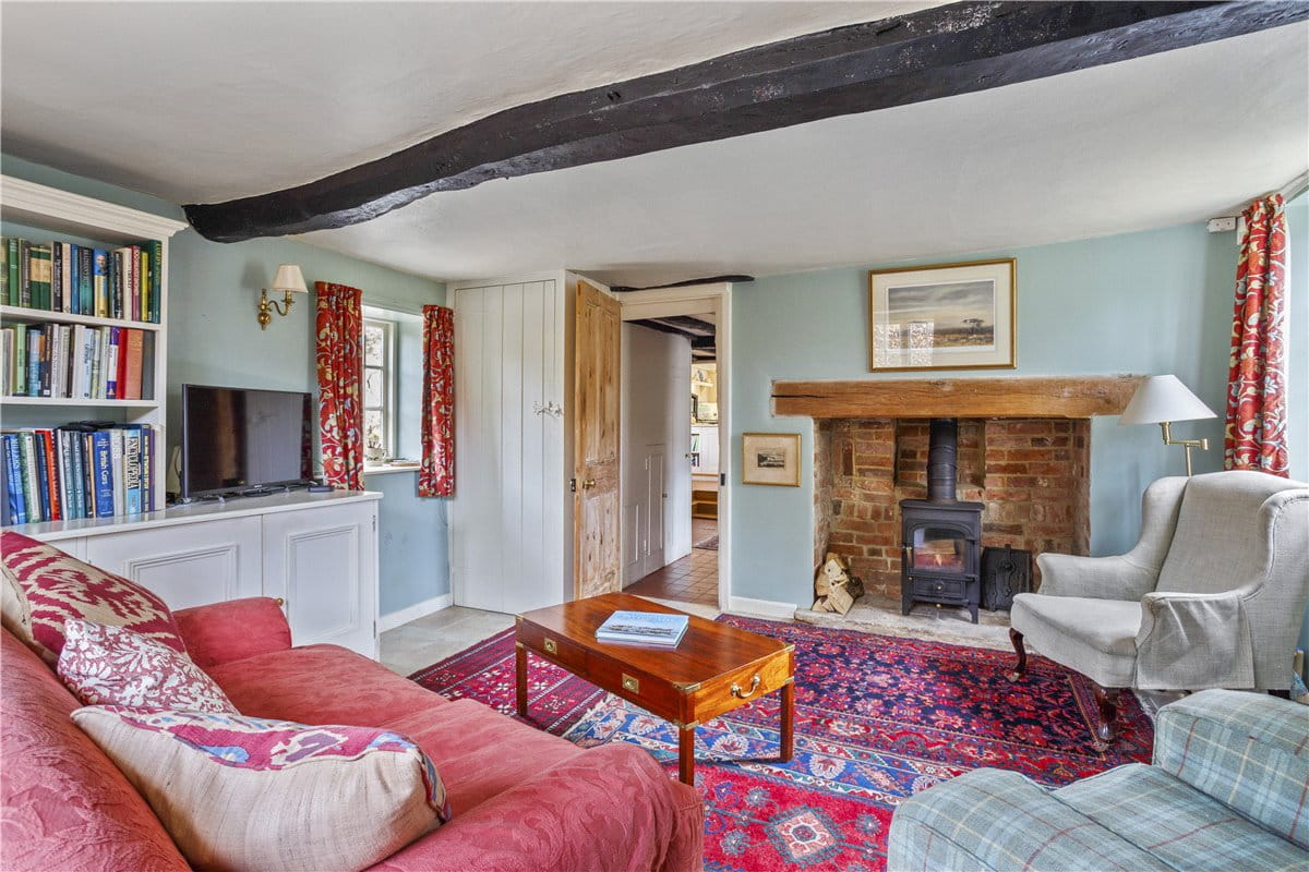 5 bedroom house, The Street, Marden SN10 - Available