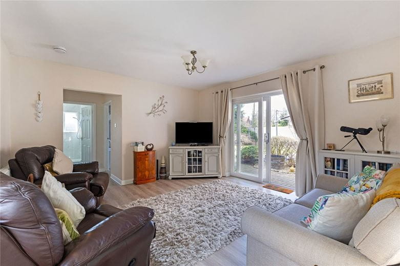 4 bedroom house, Upavon Road, North Newnton SN9 - Available