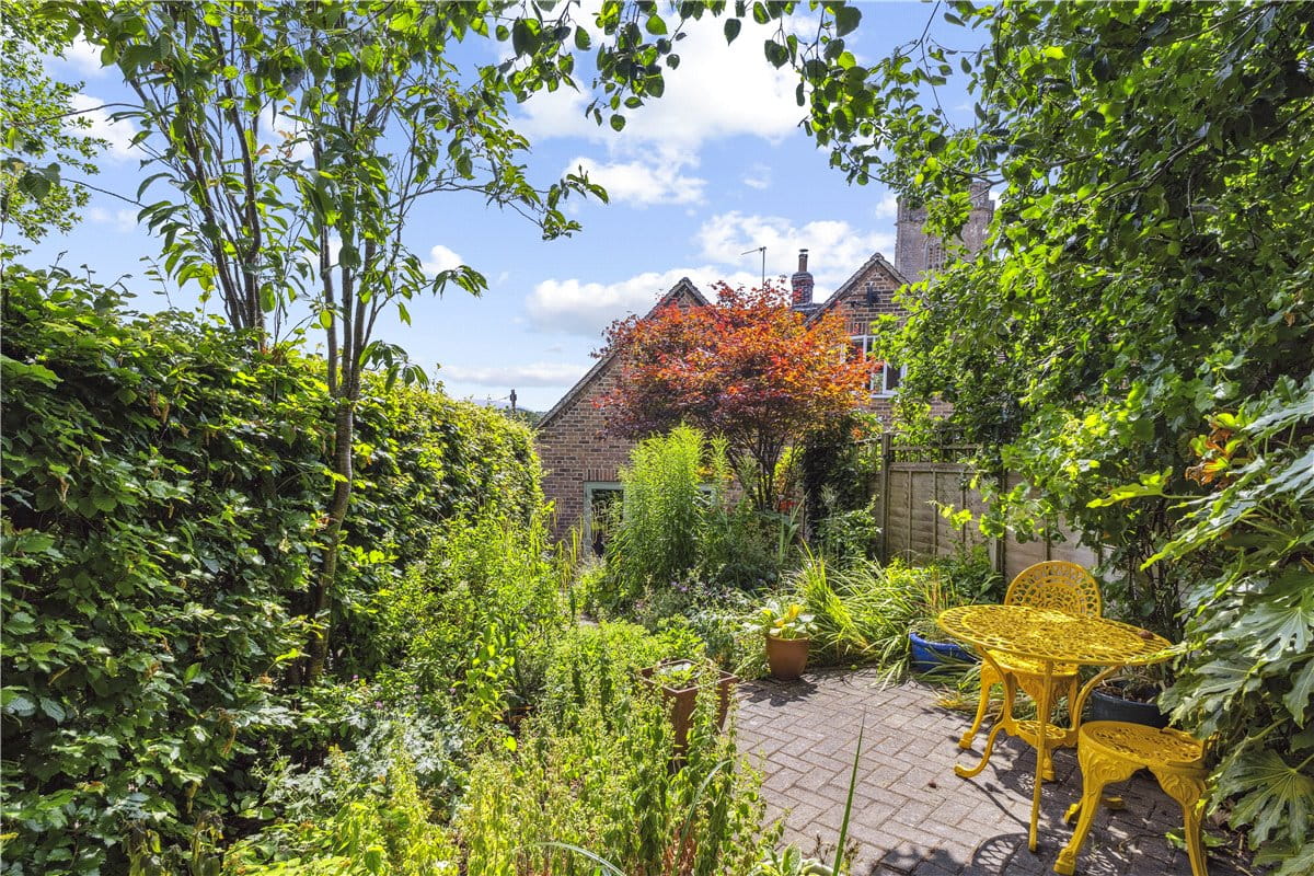 3 bedroom house, Crooked Corner, Aldbourne SN8 - Available