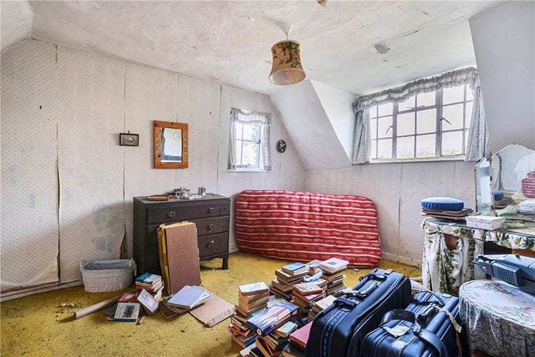 3 bedroom house, Westcourt, Burbage SN8 - Available