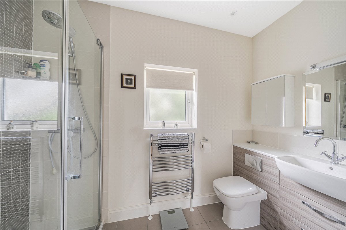 3 bedroom house, Priory Court, Marlborough SN8 - Sold STC