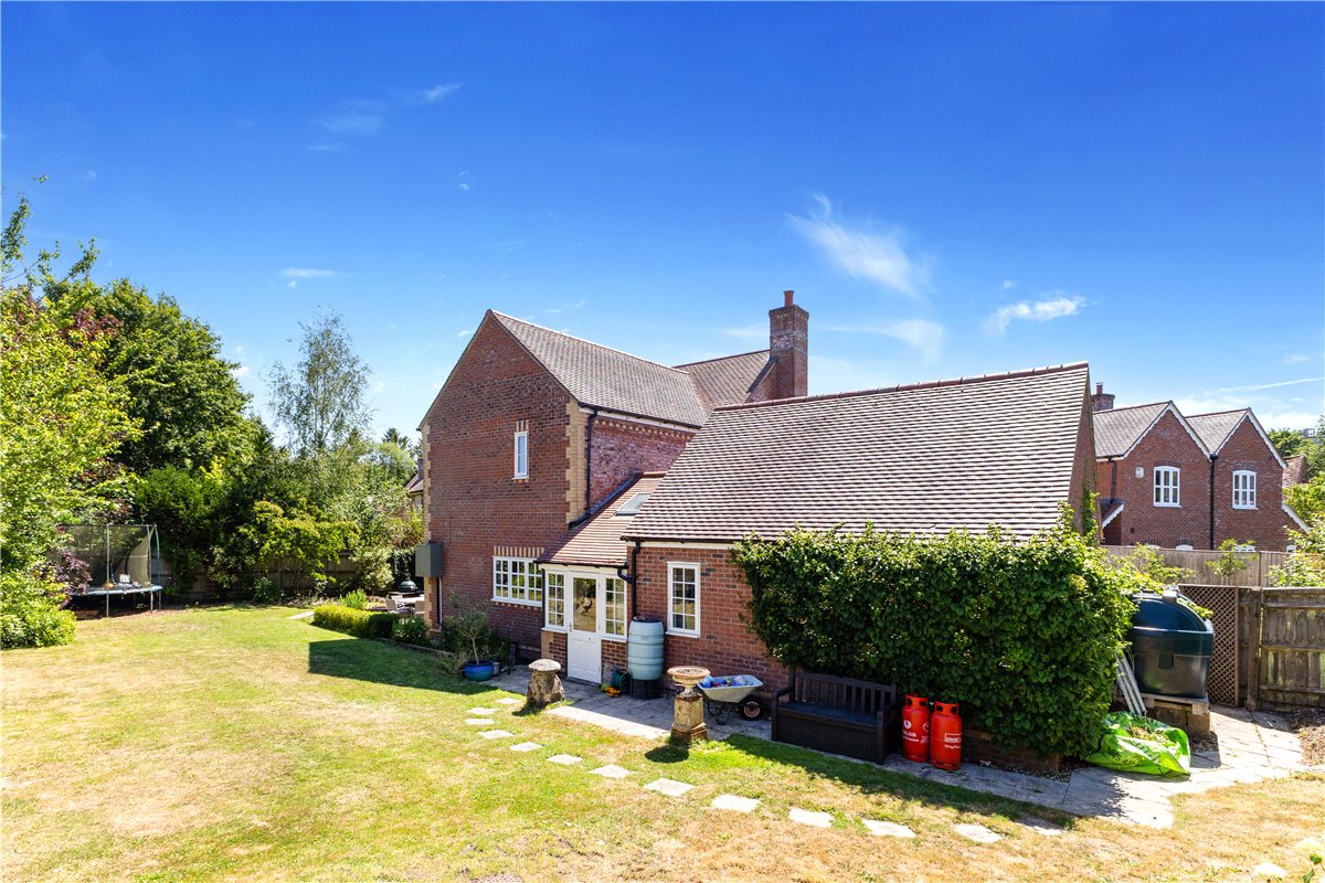 4 bedroom house, Granary Road, Great Bedwyn SN8 - Sold