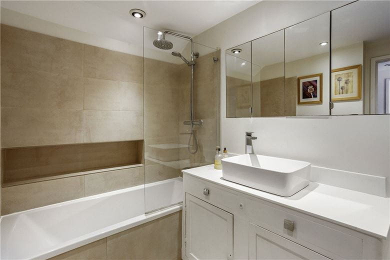 3 bedroom house, The Street, All Cannings SN10 - Available