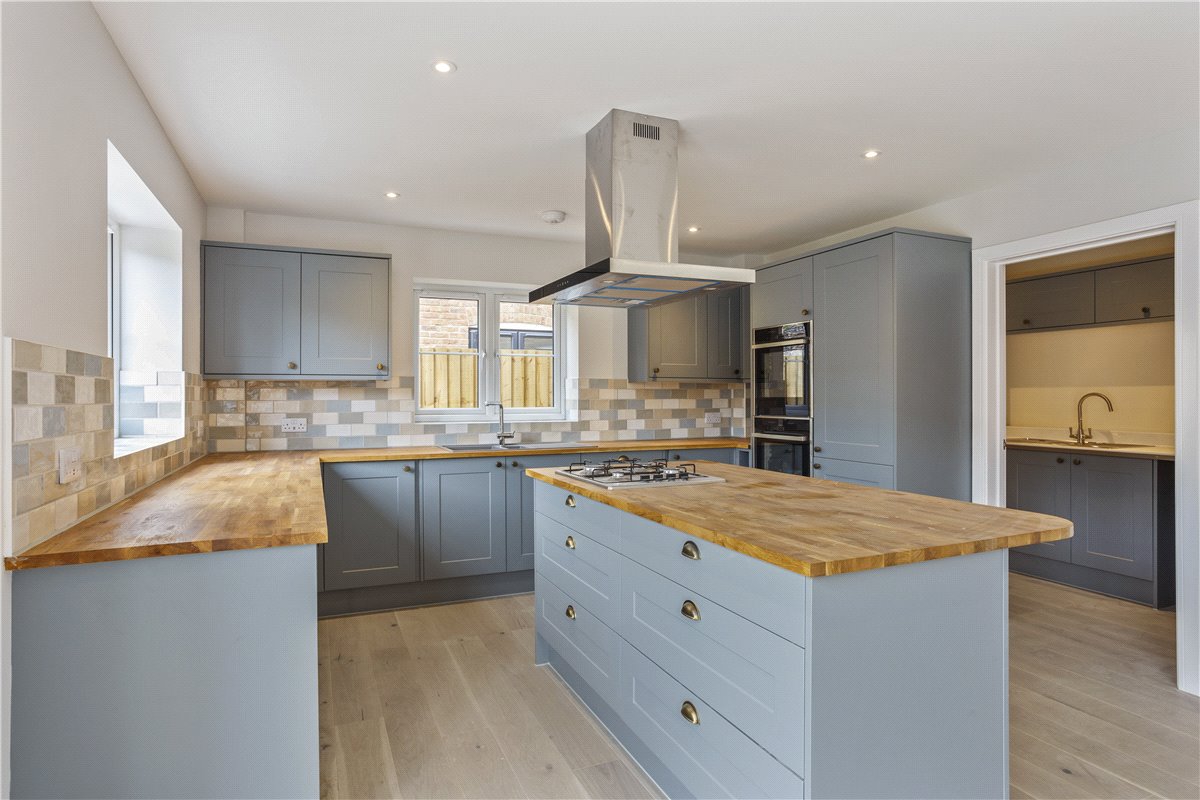 4 bedroom house, Manor Lane, Baydon SN8 - Sold