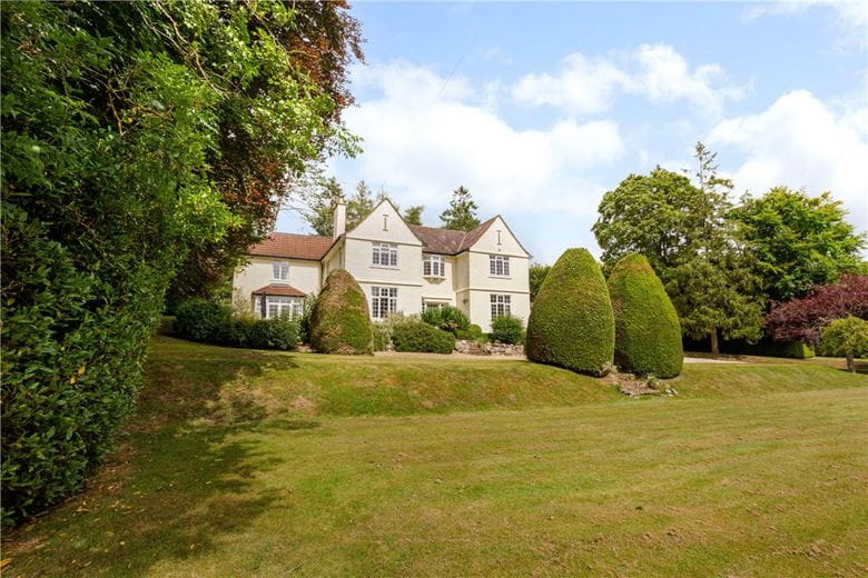 6 bedroom house, Bath Road, Marlborough SN8 - Available