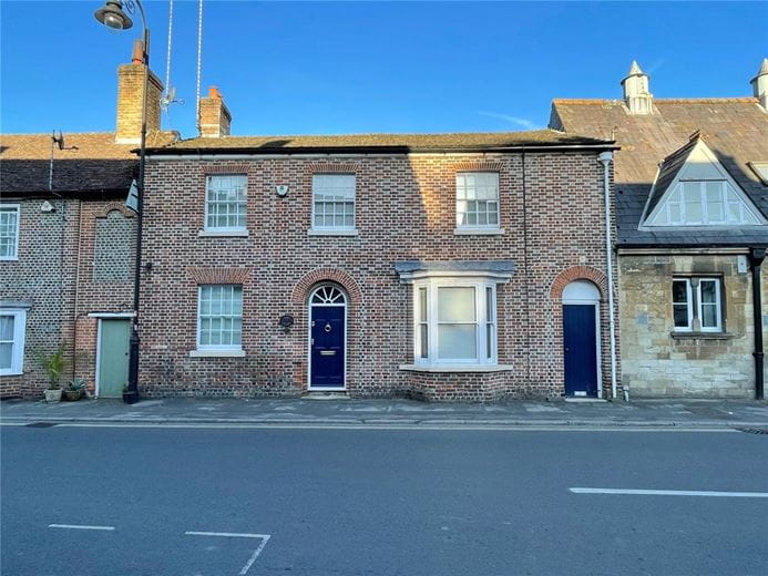 5 bedroom house, River Street, Pewsey SN9 - Available