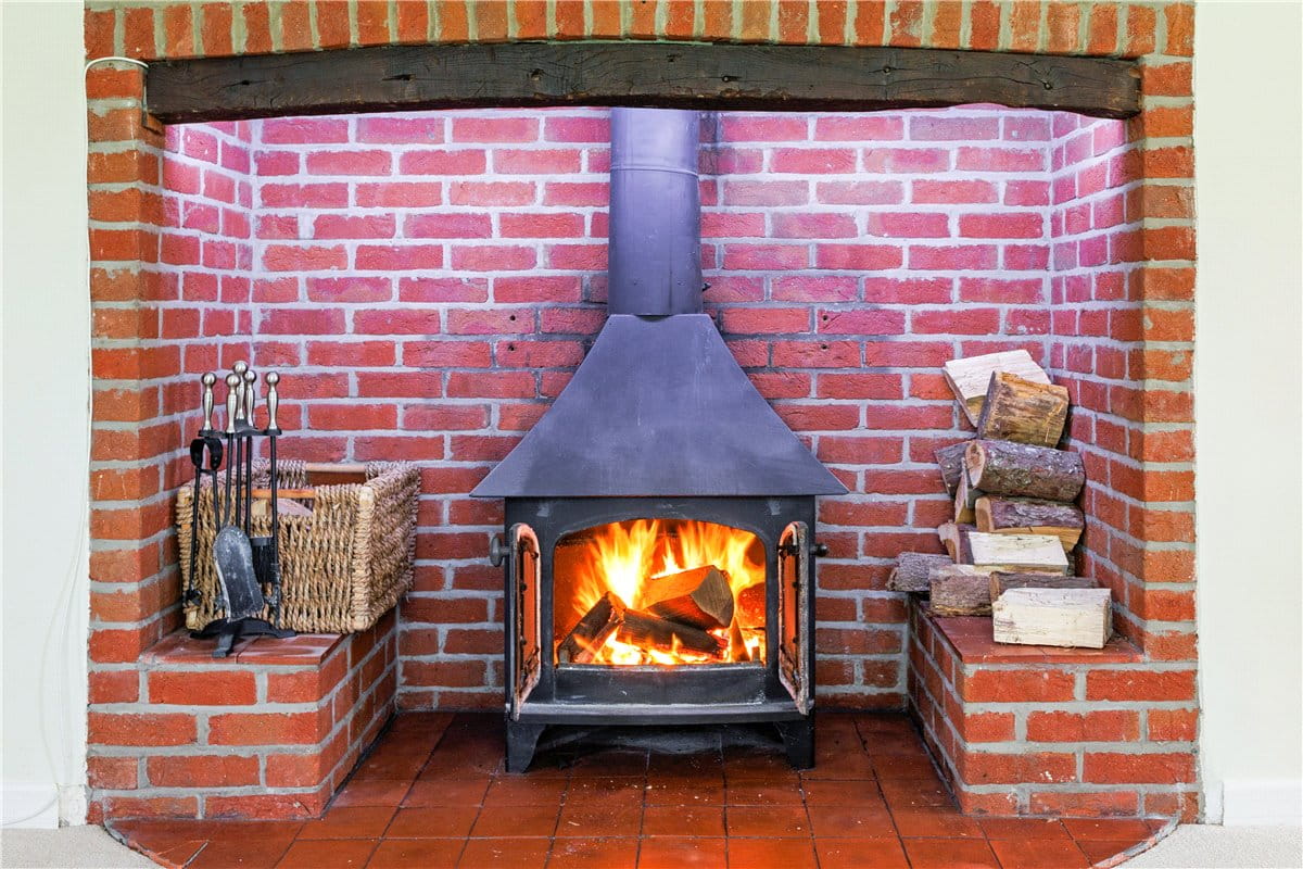 6 bedroom house, Broad Hinton, Swindon SN4 - Available