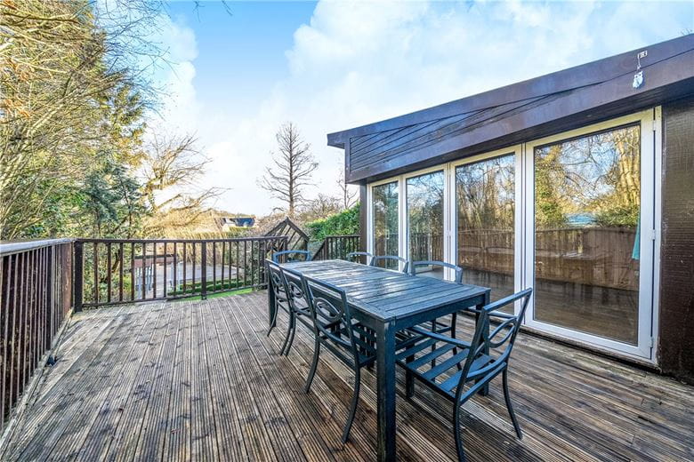 3 bedroom cottage, Wilton, Marlborough SN8 - Available