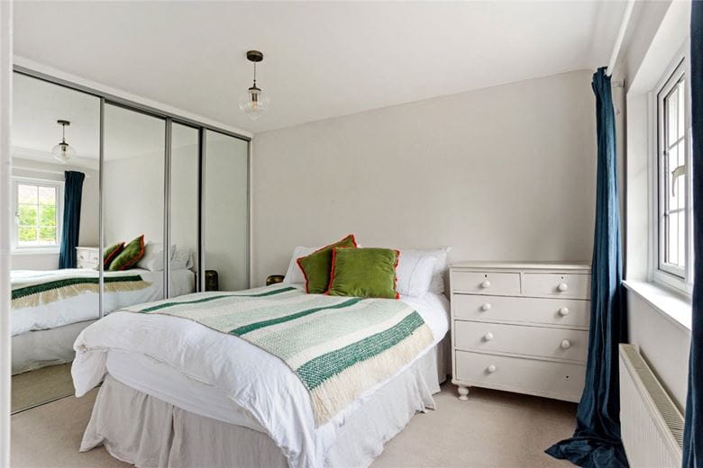 3 bedroom cottage, Wilton, Marlborough SN8 - Available