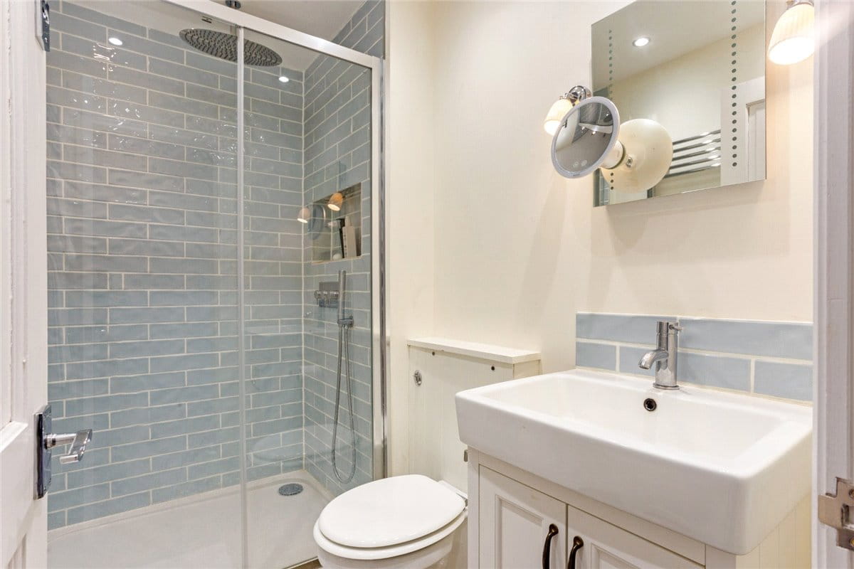 3 bedroom cottage, Wilton, Marlborough SN8 - Available