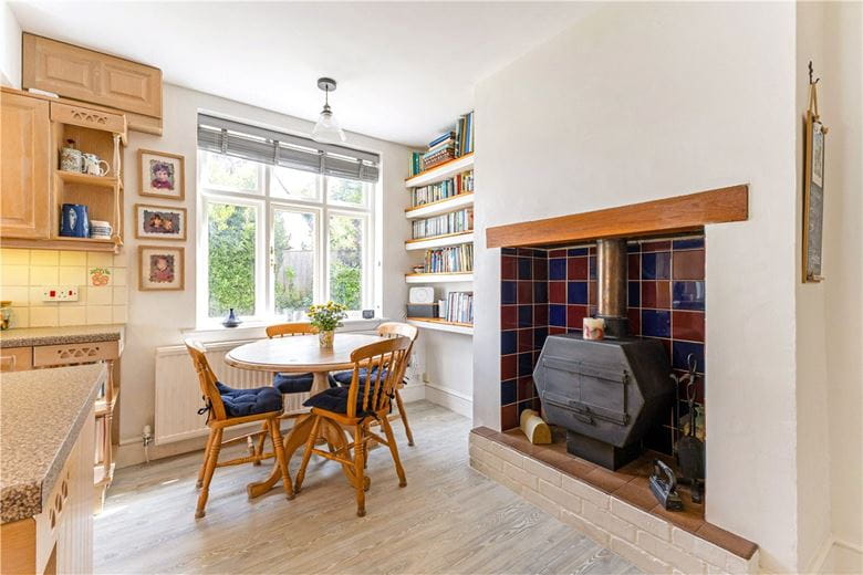 4 bedroom house, Chopping Knife Lane, Marlborough SN8 - Available