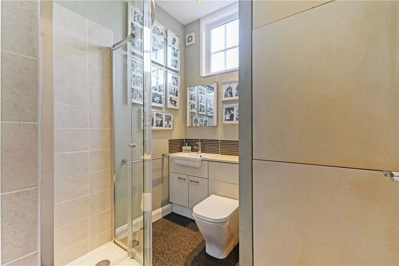 3 bedroom house, Neates Yard, Marlborough SN8 - Sold