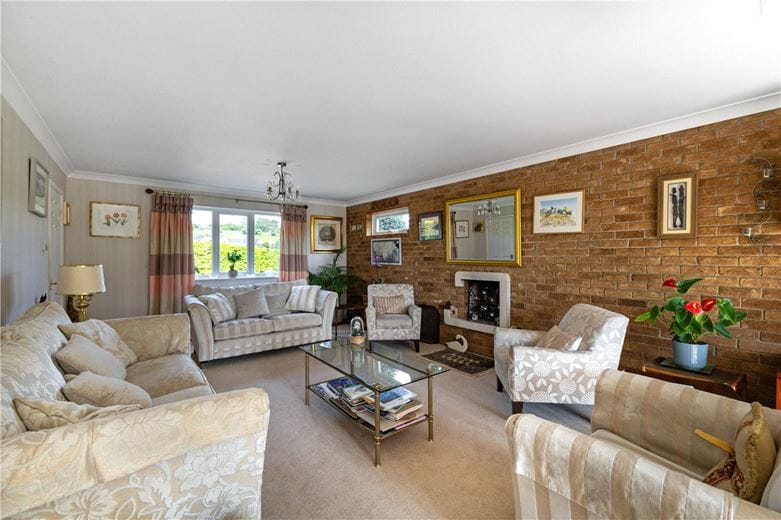 5 bedroom house, Southward Lane, Aldbourne SN8 - Available