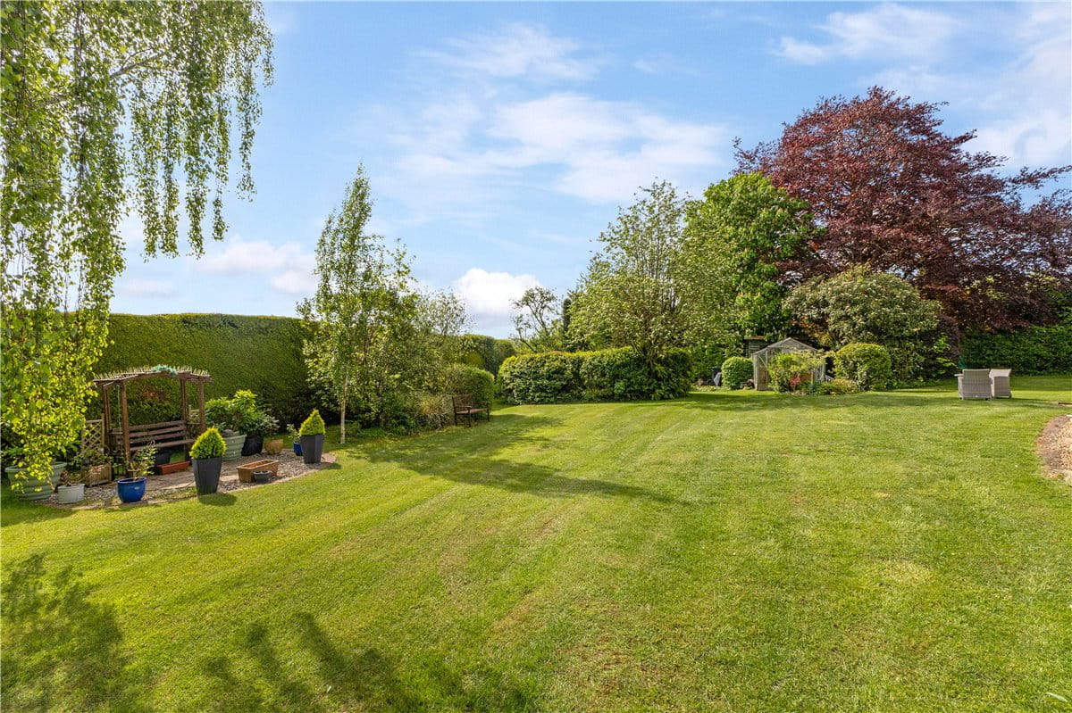 5 bedroom house, Southward Lane, Aldbourne SN8 - Available