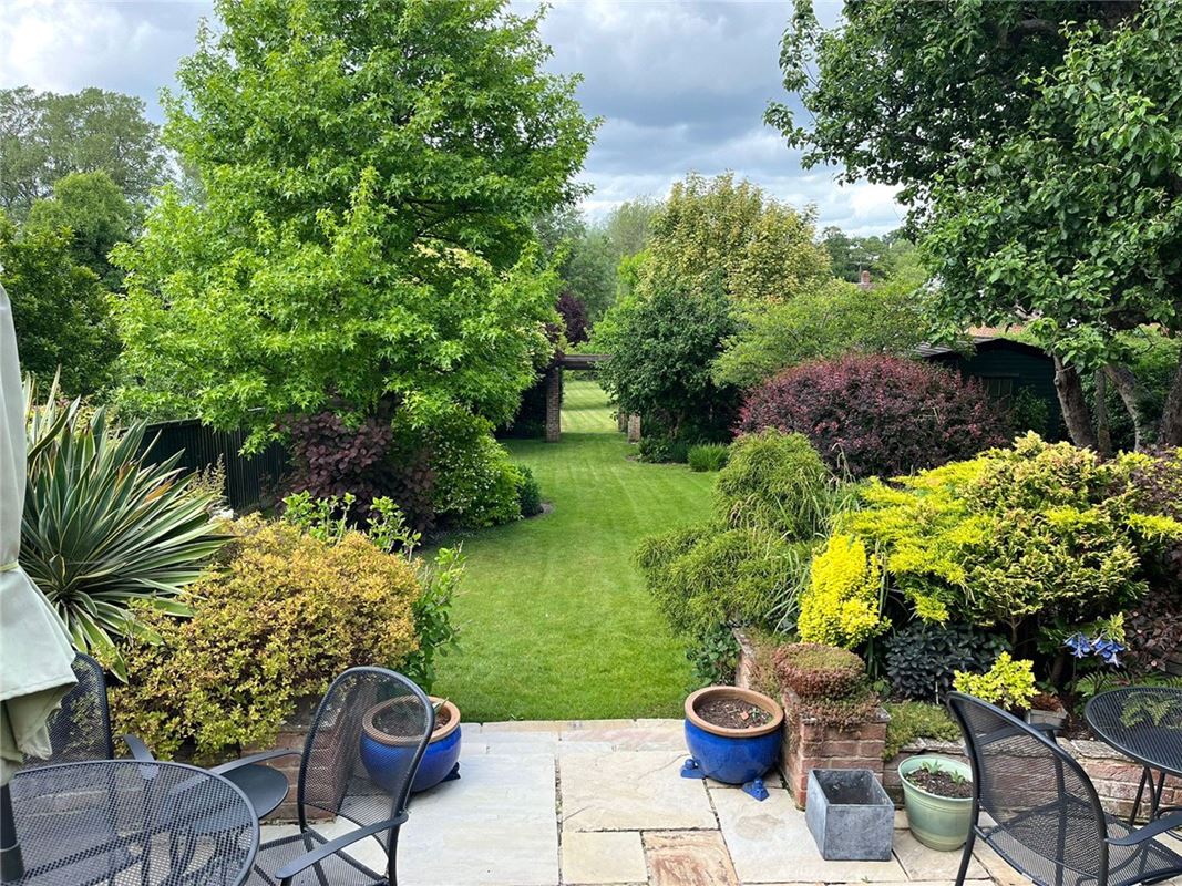 4 bedroom house, High Street, Manton SN8 - Available