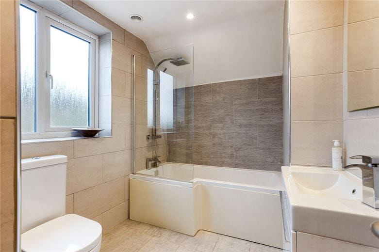 4 bedroom house, Dauntsey Lock, Chippenham SN15 - Available