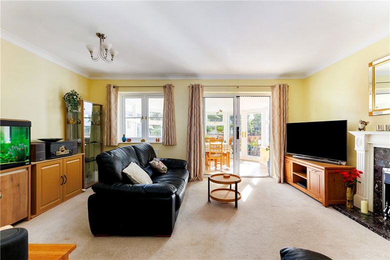 4 bedroom house, Chandlers Lane, Aldbourne SN8 - Available