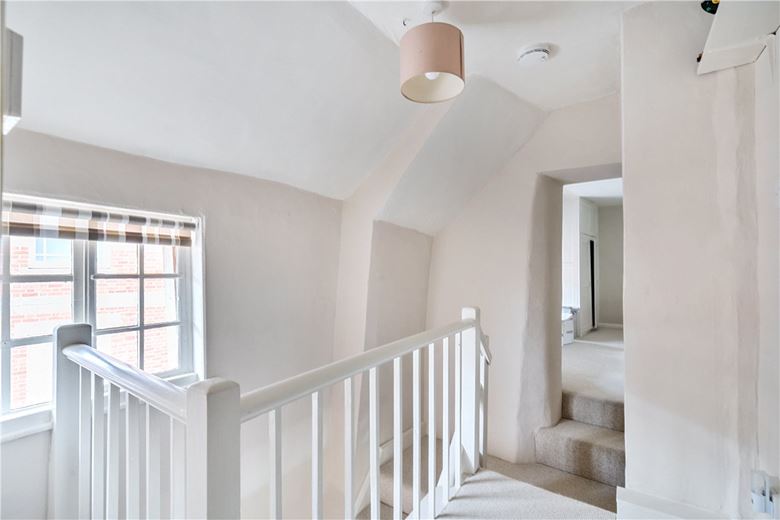 2 bedroom house, Castle Street, Aldbourne SN8 - Available