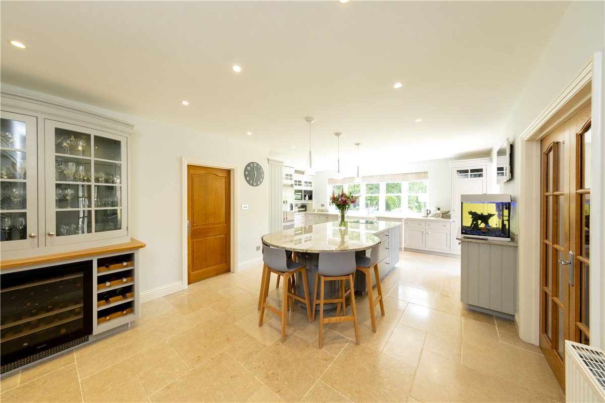 7 bedroom house, Milton Lilbourne, Pewsey SN9 - Available