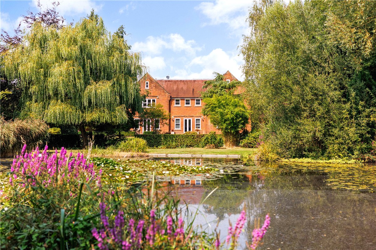 7 bedroom house, Milton Lilbourne, Pewsey SN9 - Available