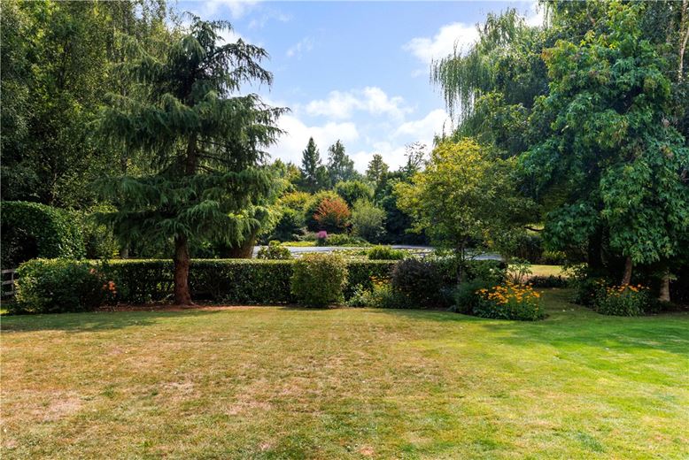 7 bedroom house, Milton Lilbourne, Pewsey SN9 - Available