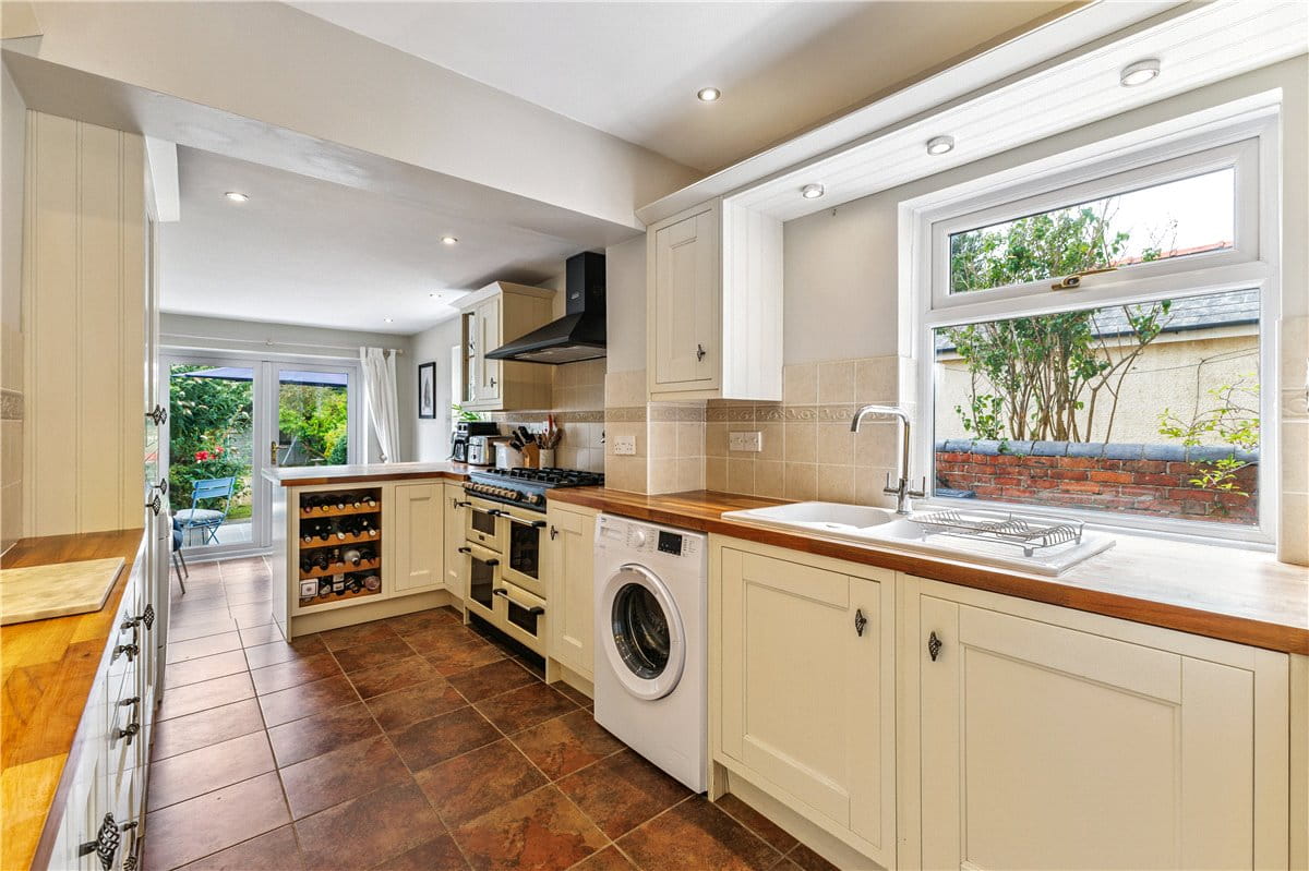 3 bedroom house, Butts Road, Chiseldon SN4 - Sold STC