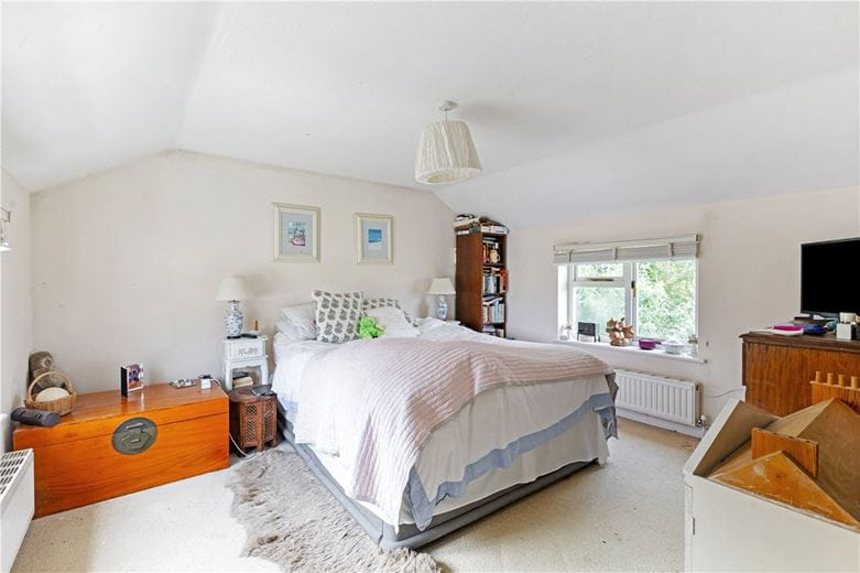 4 bedroom house, Knowle, Pewsey SN9 - Available