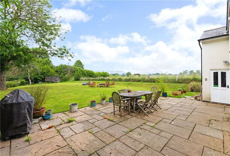 4 bedroom house, Knowle, Pewsey SN9 - Available