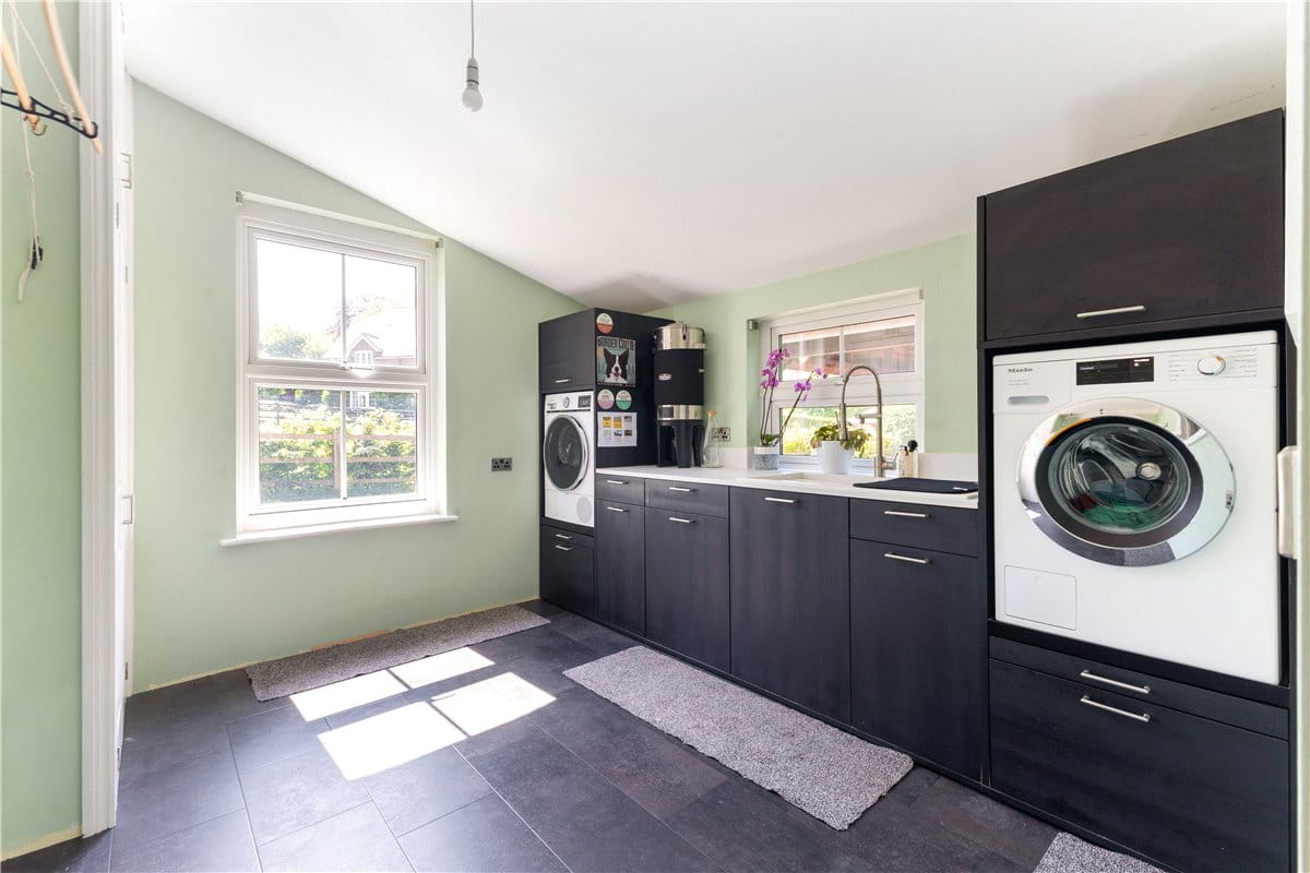 4 bedroom house, Russley Park, Baydon SN8 - Sold