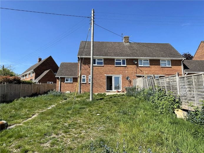 2 bedroom house, Swans Close, Ramsbury SN8 - Sold STC