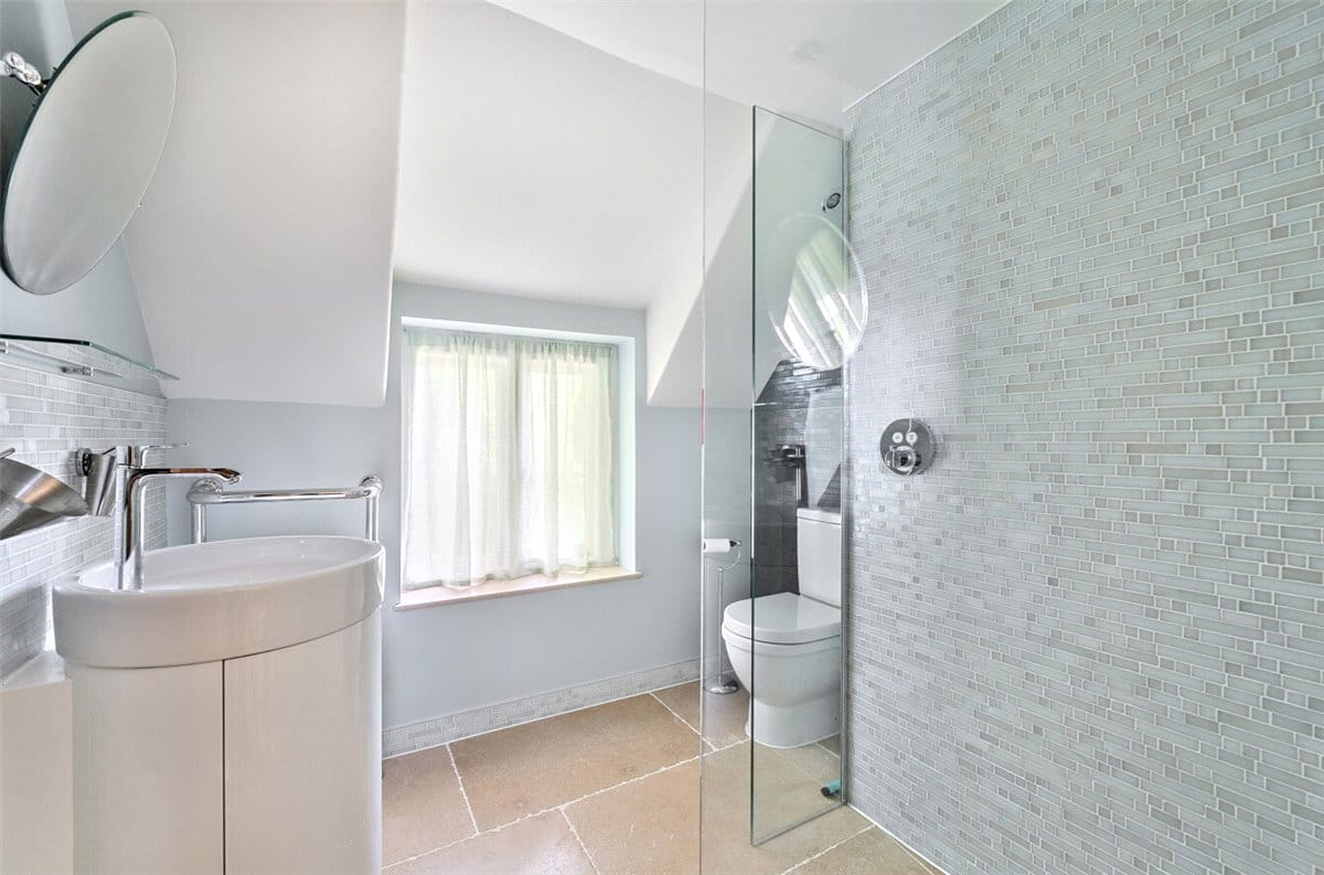 4 bedroom house, Yatesbury, Calne SN11 - Available