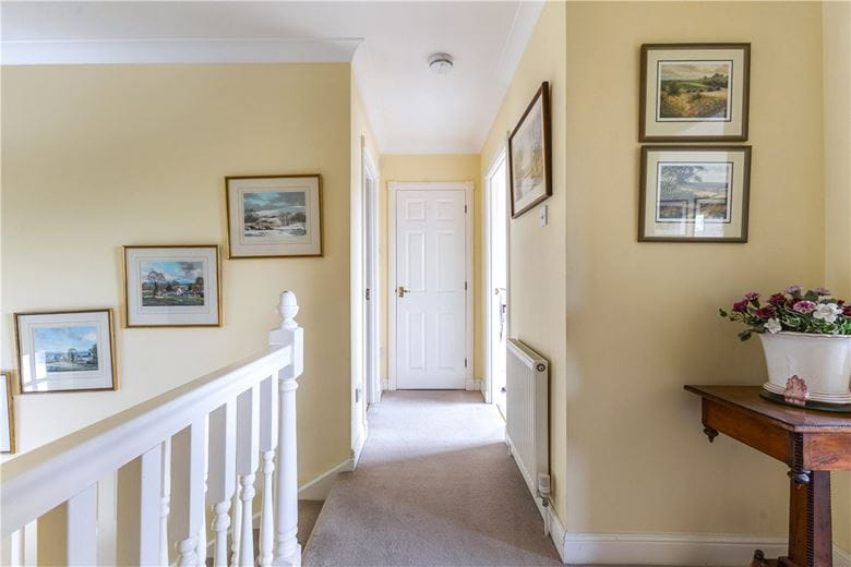 3 bedroom house, Back Lane, Marlborough SN8 - Available