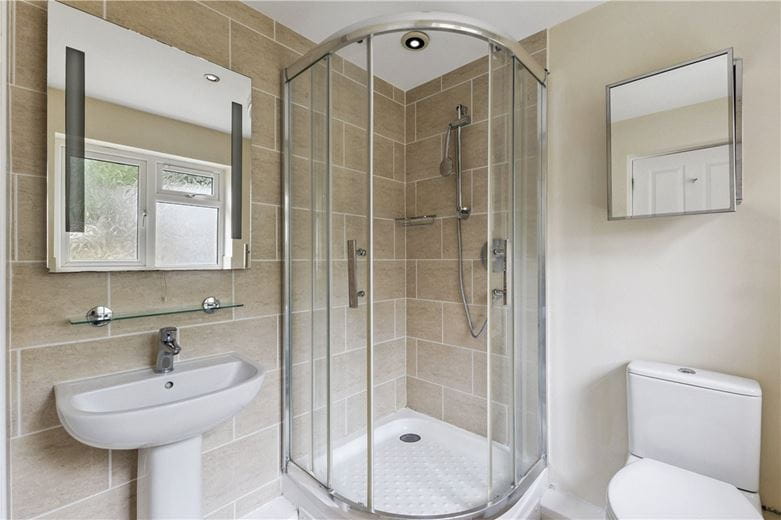 3 bedroom bungalow, West Manton, Manton SN8 - Available