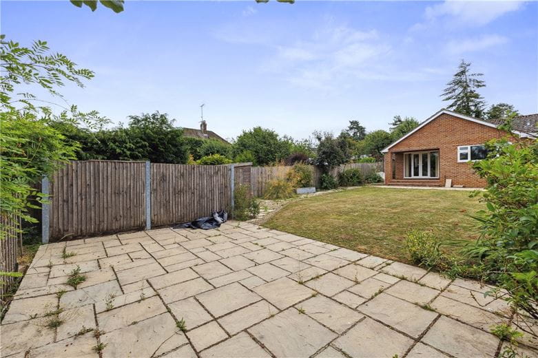3 bedroom bungalow, West Manton, Manton SN8 - Available