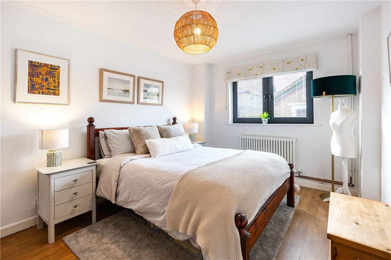 4 bedroom house, Blowhorn Street, Marlborough SN8 - Sold STC