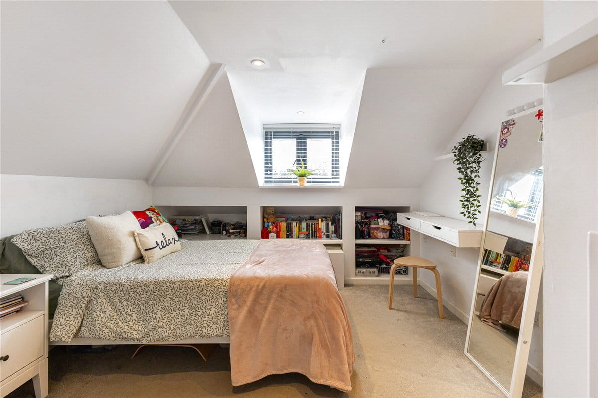 4 bedroom house, Blowhorn Street, Marlborough SN8 - Sold STC