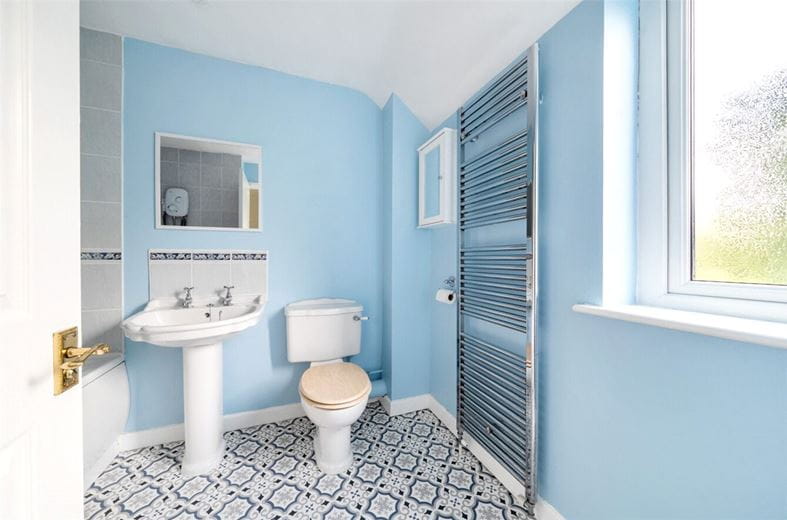 3 bedroom house, Yatesbury, Calne SN11 - Available