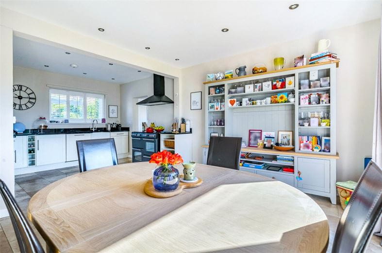 4 bedroom house, Manton Hollow, Manton SN8 - Available